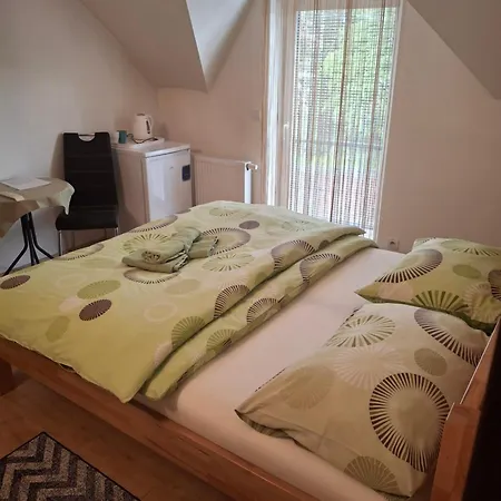 Lesana Guest house